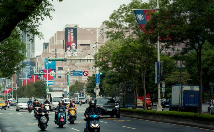  Ασφάλεια Μηχανής 100cc: Όλα όσα Πρέπει να Ξέρετε